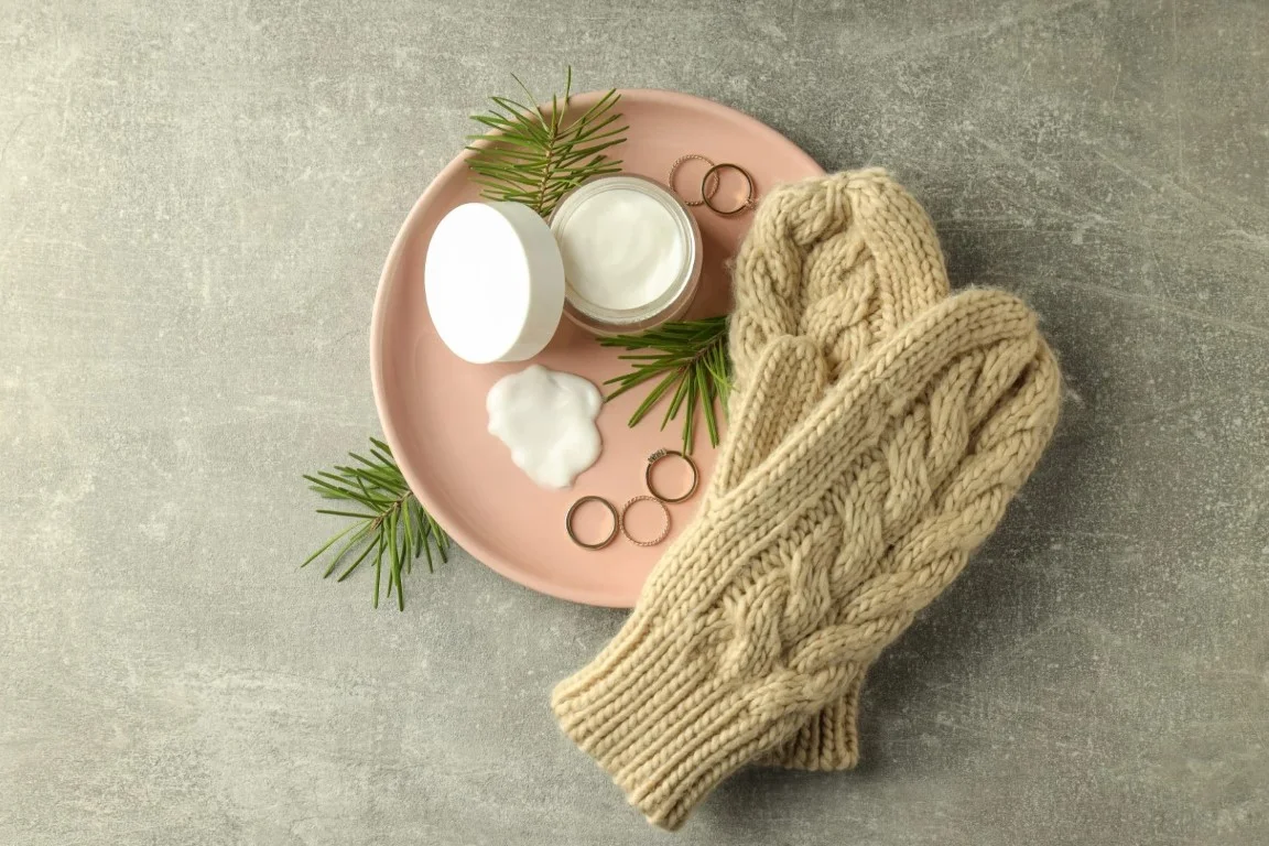 concept-of-winter-cosmetic-products-on-gray-textur-2022-01-19-00-22-08-utc-Large-Medium.webp